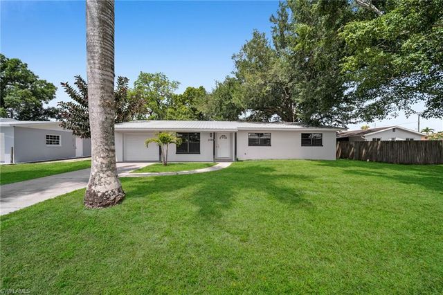 2085 E Tobago CIR, Fort Myers, FL 33905