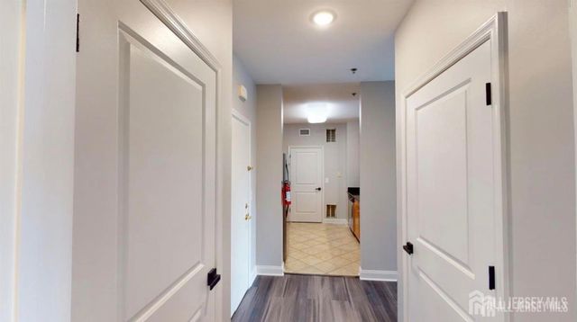 6301 Fernandez Court, Parlin, NJ 08859