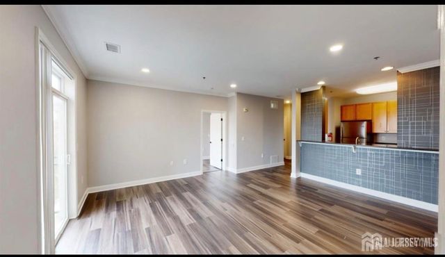 6301 Fernandez Court, Parlin, NJ 08859