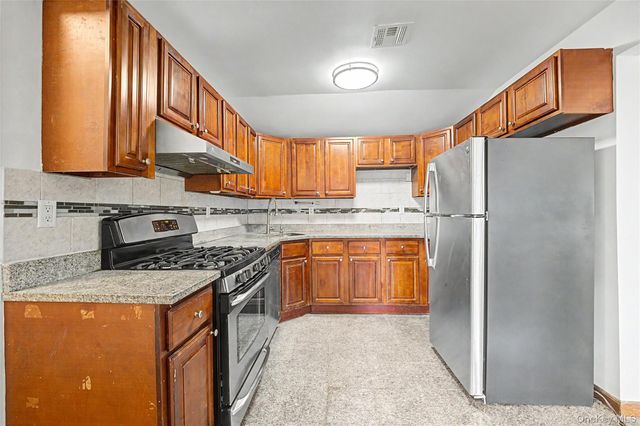 102-42 86th Road, Richmond Hill, NY 11418