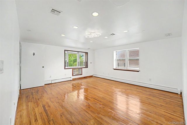102-42 86th Road, Richmond Hill, NY 11418