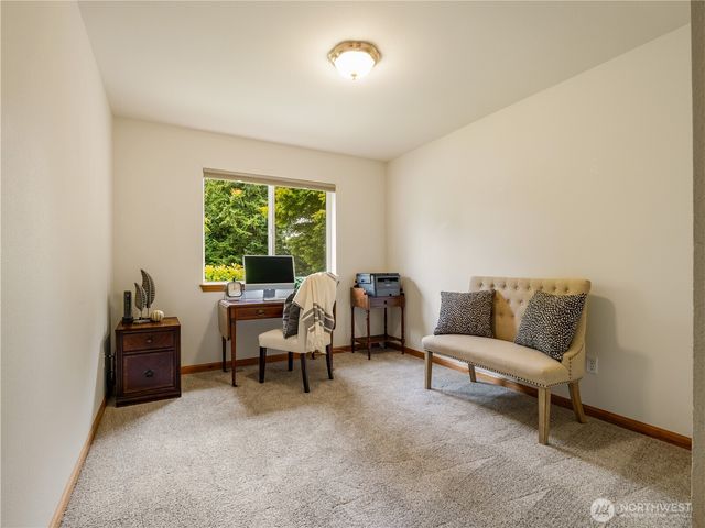 1102 136th St NW, Gig Harbor, WA 98332