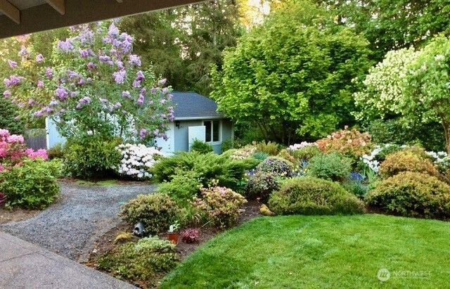1102 136th St NW, Gig Harbor, WA 98332