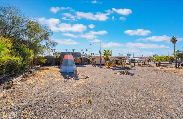 867 Lulu Avenue, Las Vegas, NV 89119