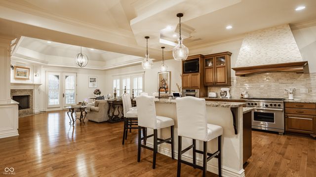 12862 Horseferry Road, Carmel, IN 46032