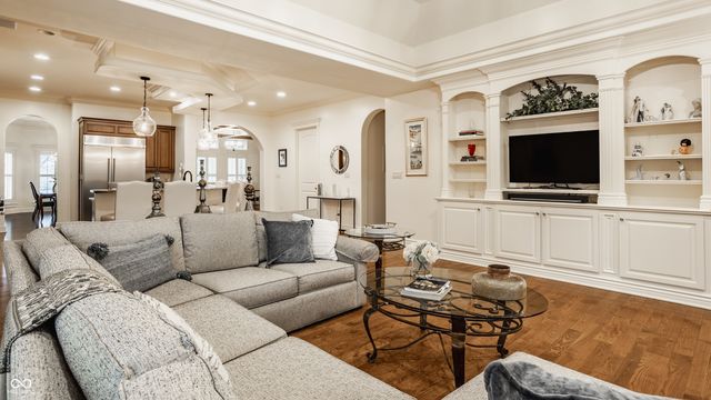 12862 Horseferry Road, Carmel, IN 46032