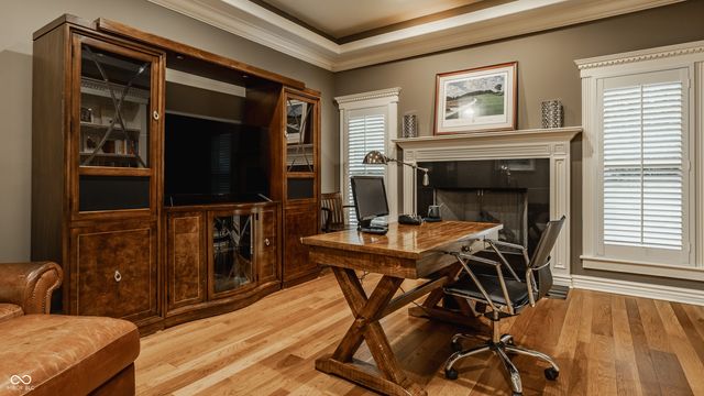 12862 Horseferry Road, Carmel, IN 46032