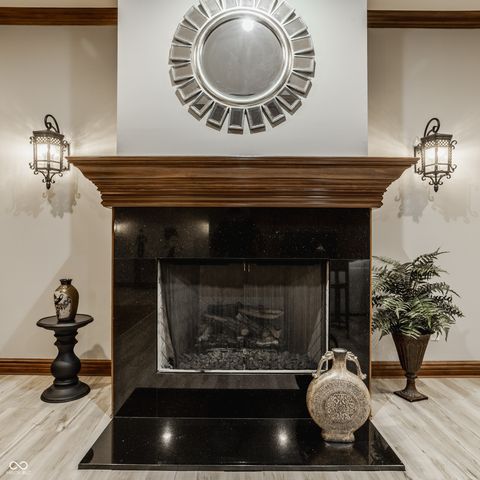 12862 Horseferry Road, Carmel, IN 46032