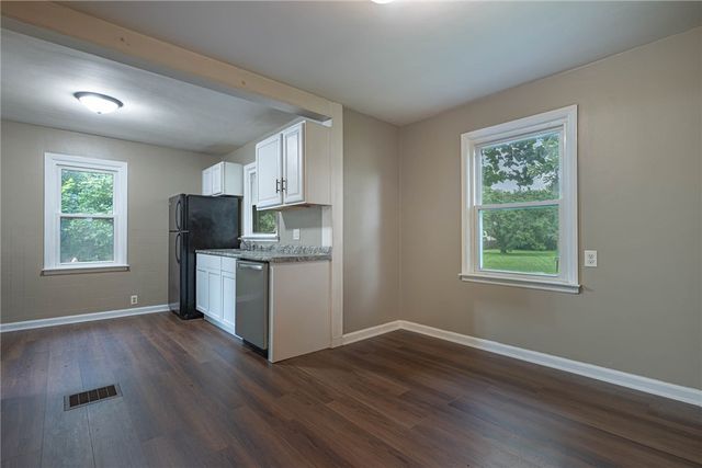 407 W Lomar Avenue, Carlisle, OH 45005
