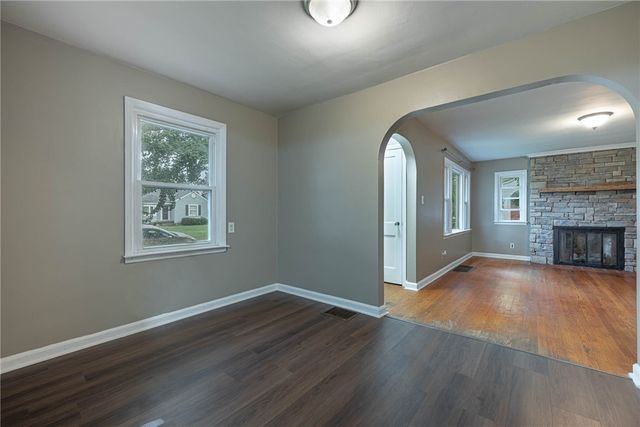 407 W Lomar Avenue, Carlisle, OH 45005