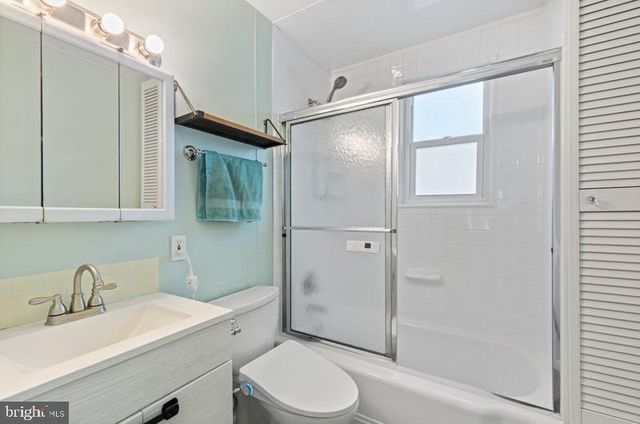 5528 CLIFTON AVE, Baltimore, MD 21207