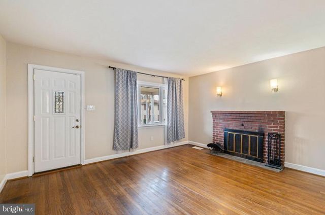 5528 CLIFTON AVE, Baltimore, MD 21207