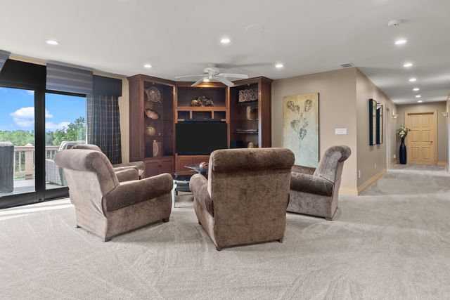 19802 Dunham Road, Woodstock, IL 60098