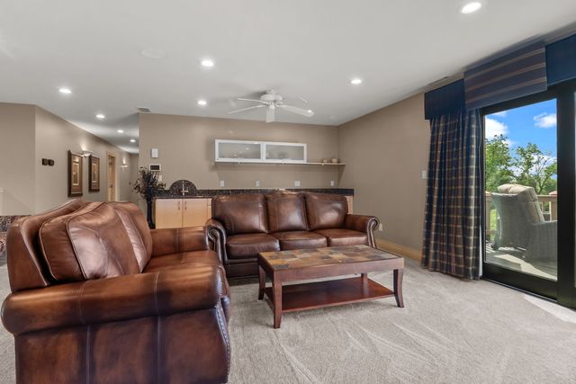 19802 Dunham Road, Woodstock, IL 60098