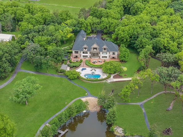 19802 Dunham Road, Woodstock, IL 60098