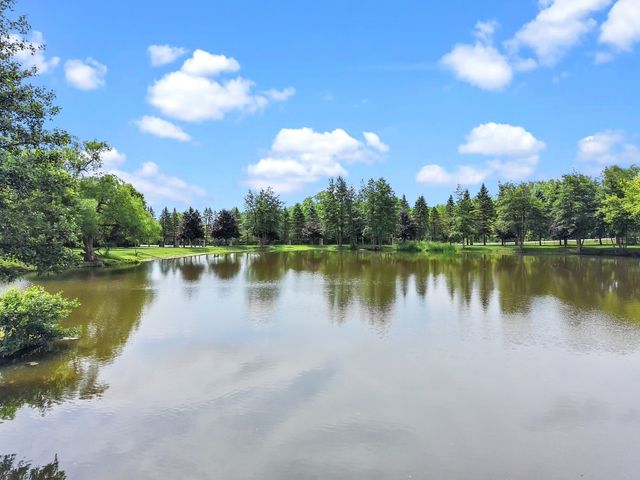 19802 Dunham Road, Woodstock, IL 60098
