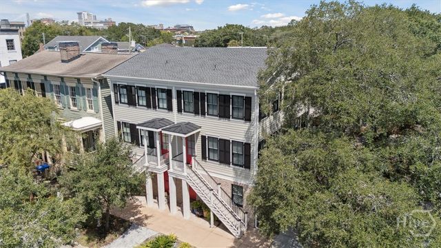 554 E McDonough Street, Savannah, GA 31401