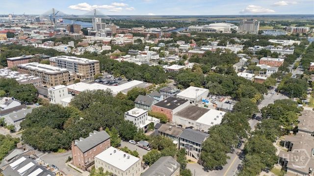 554 E McDonough Street, Savannah, GA 31401