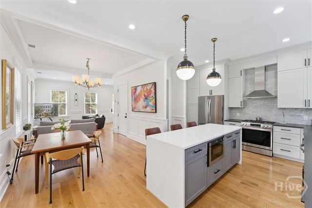 554 E McDonough Street, Savannah, GA 31401