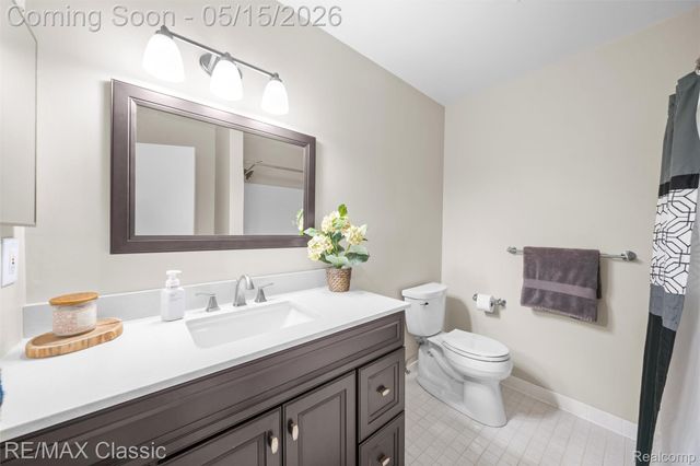 7362 Manor Circle 203, Westland, MI 48185