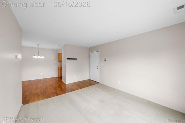 7362 Manor Circle 203, Westland, MI 48185