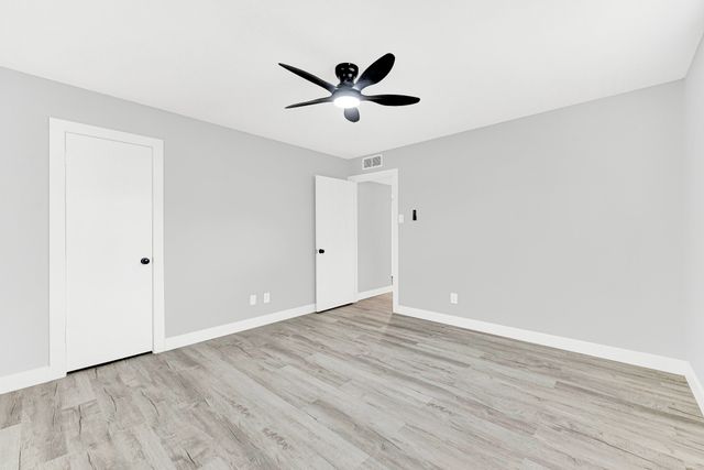 5821 Clendenin Avenue, Dallas, TX 75228