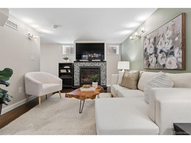 364 N Clarkson St, Denver, CO 80218