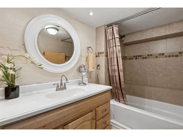 364 N Clarkson St, Denver, CO 80218