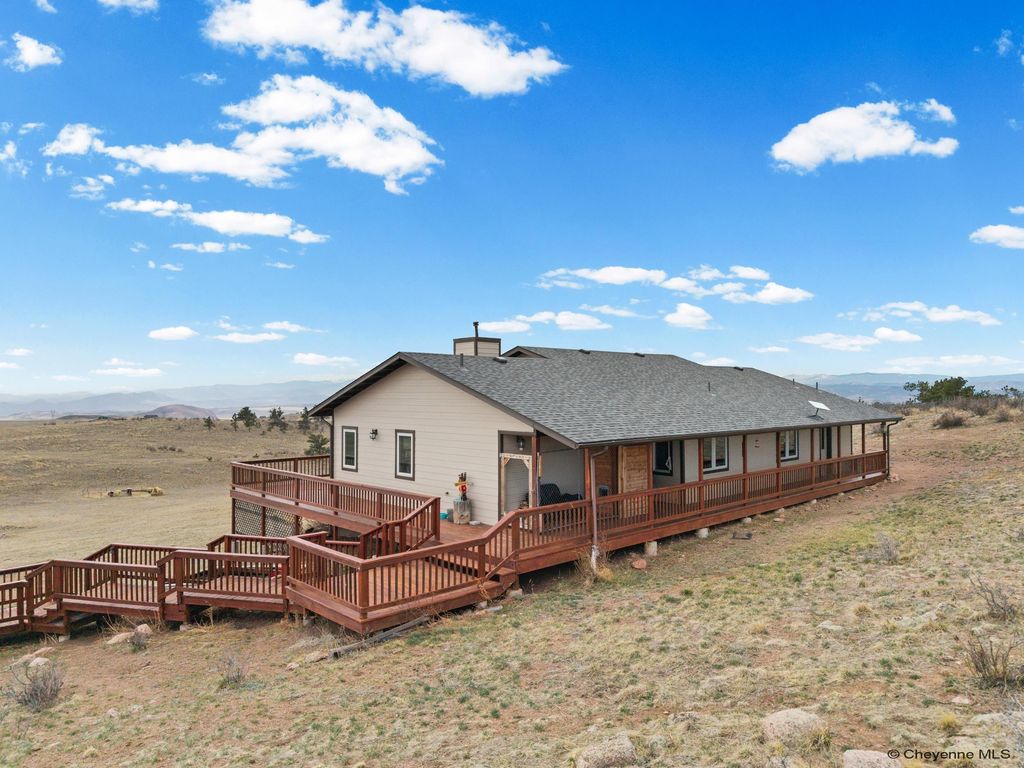 795 SUNDANCE DR, Livermore, CO 80536