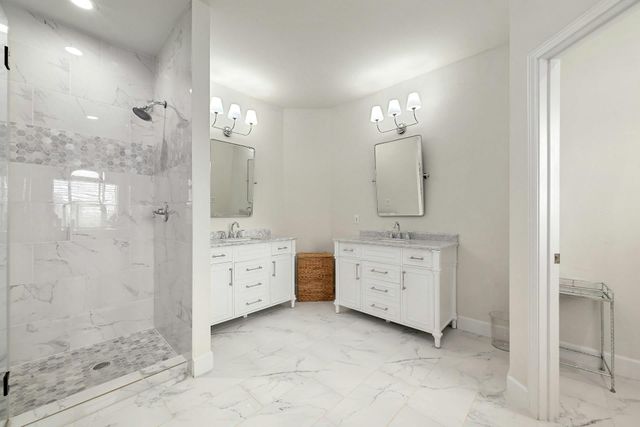 408 Morning Cloud ST, Lakeway, TX 78734