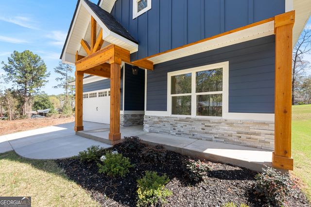 110 Friar Tuck Avenue, Warner Robins, GA 31088