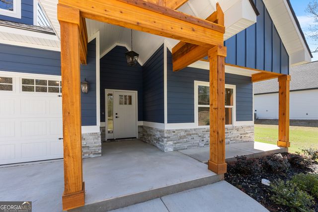 110 Friar Tuck Avenue, Warner Robins, GA 31088