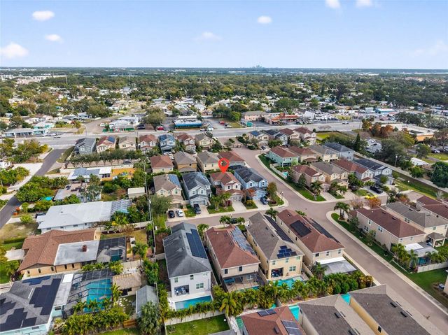 5833 PUMMELO LANE, Seminole, FL 33772