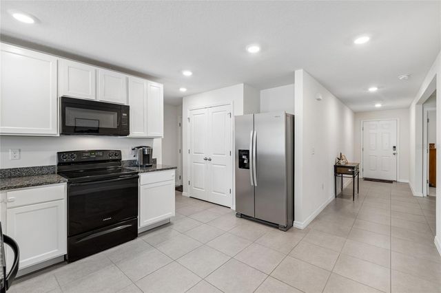 10208 GOLDEN LIGHT COURT, Riverview, FL 33578