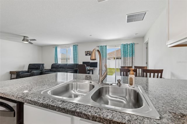 10208 GOLDEN LIGHT COURT, Riverview, FL 33578