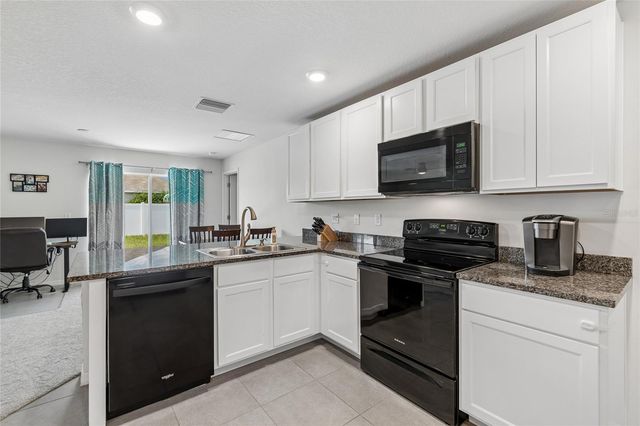 10208 GOLDEN LIGHT COURT, Riverview, FL 33578