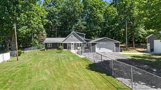 17566 Blue Star Memorial Highway, South Haven Twp, MI 49090