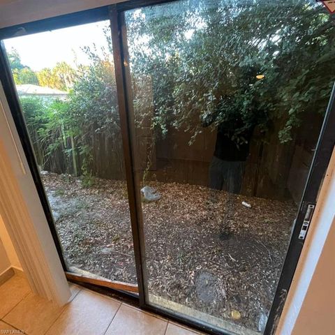 3950 Lora ST 107, Fort Myers, FL 33916