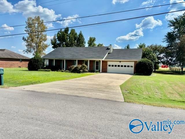 41 Monica Avenue, Priceville, AL 35603