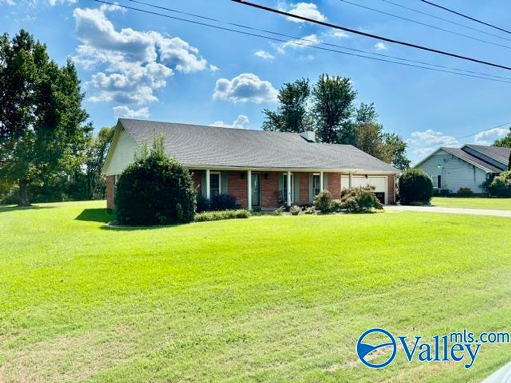 41 Monica Avenue, Priceville, AL 35603