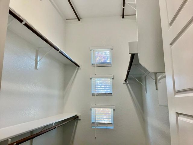 18005 Pomelo LN A, Pflugerville, TX 78660