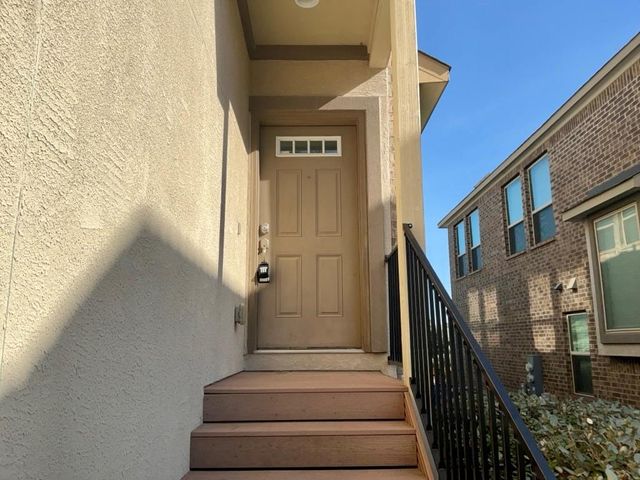 18005 Pomelo LN A, Pflugerville, TX 78660