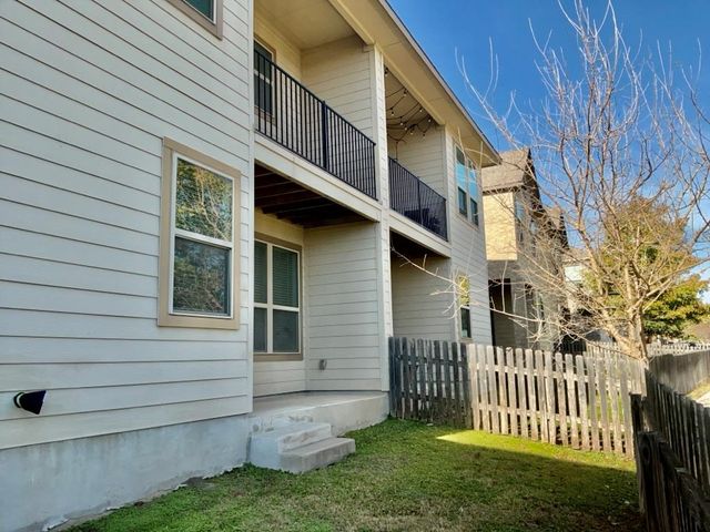 18005 Pomelo LN A, Pflugerville, TX 78660