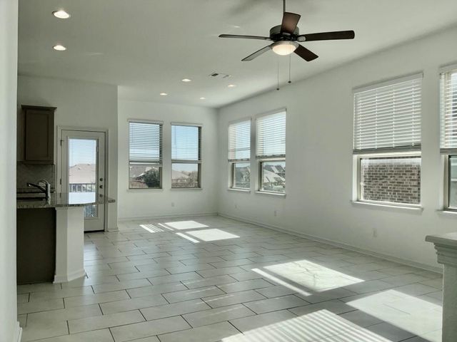 18005 Pomelo LN A, Pflugerville, TX 78660