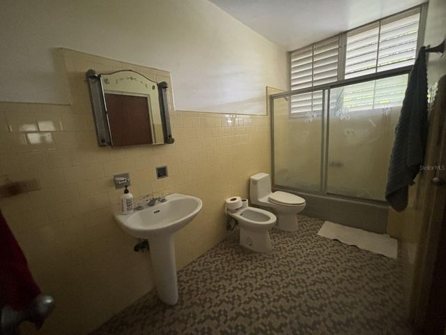 176 CARR 176 KM 5.2, San Juan, PR 00926