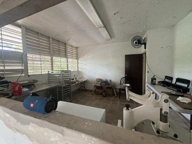 176 CARR 176 KM 5.2, San Juan, PR 00926