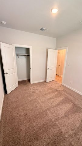 83 Hereford LOOP, Hutto, TX 78634