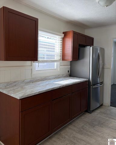 2922 Georgia Street, Paducah, KY 42003