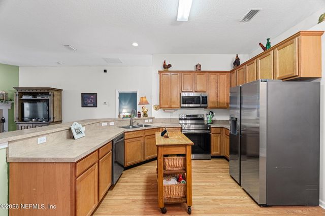 1940 SWEET OLIVE Court, Jacksonville, FL 32218