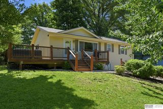 725 N Beadle Street, Papillion, NE 68046